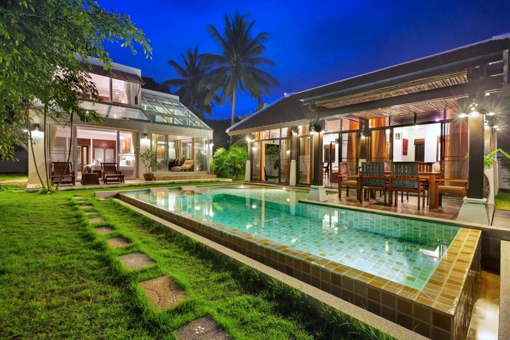 Emerald Sands - Beach Front 4 Bed Pool Villa Самуи Экстерьер фото